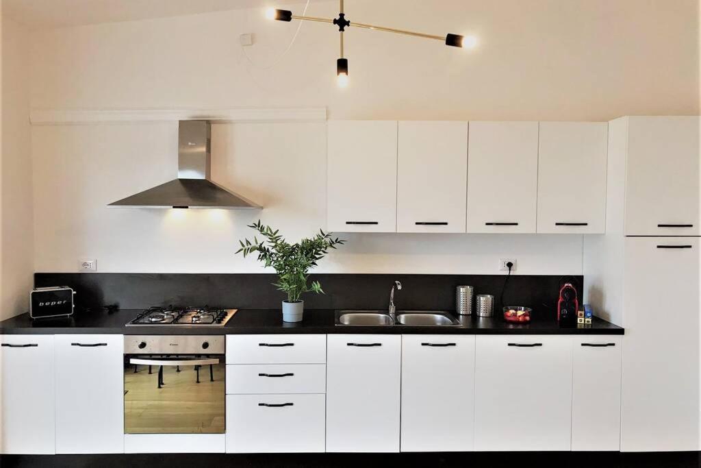 ברינדיזי Luxus P4T Family 3 Bedroom With Pool, Tennis Court And Sauna מראה חיצוני תמונה